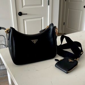 Prada Re-edition 2005 Saffiano leather bag